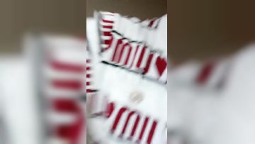 三线嫩模_05-28微信约帅哥