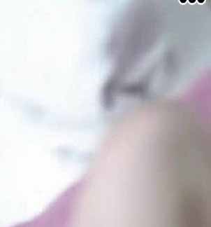 极品粉嫩女友躺在床上任我为所欲为
