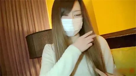 富二代酒店约啪20岁援交学生妹身材真好阴毛有特点很...